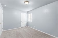 5645 Nona Way, Sacramento, CA 95824