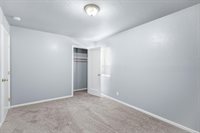 5645 Nona Way, Sacramento, CA 95824