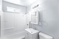 5645 Nona Way, Sacramento, CA 95824