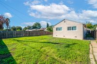 5645 Nona Way, Sacramento, CA 95824