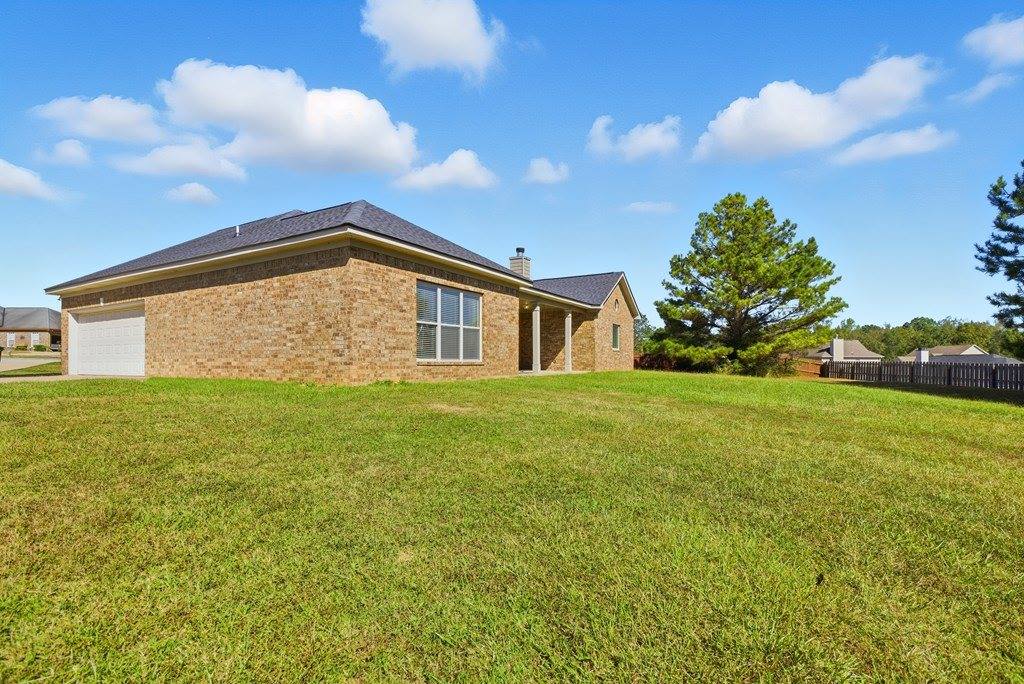 8973 Orchard Valley Lane, Midland, GA 31820
