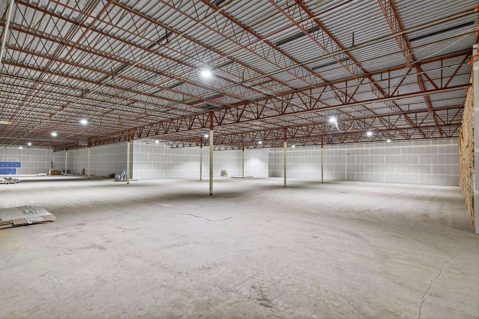 1100 E Riverview Expressway, Wisconsin Rapids, WI 54494