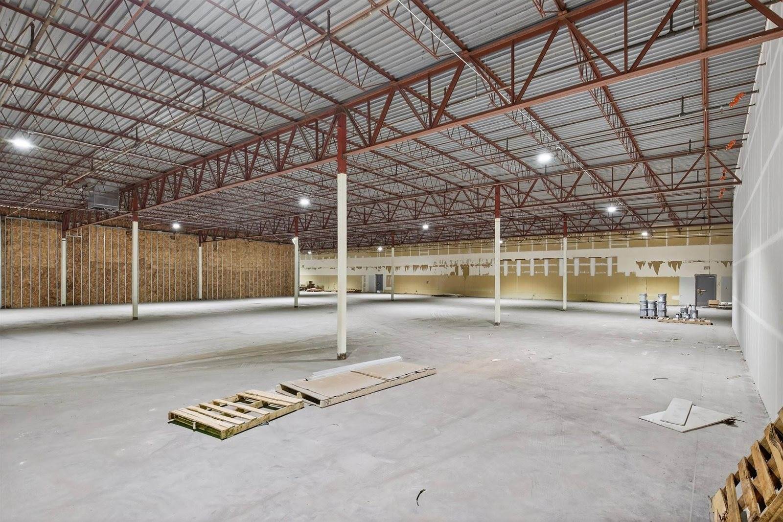 1100 E Riverview Expressway, Wisconsin Rapids, WI 54494