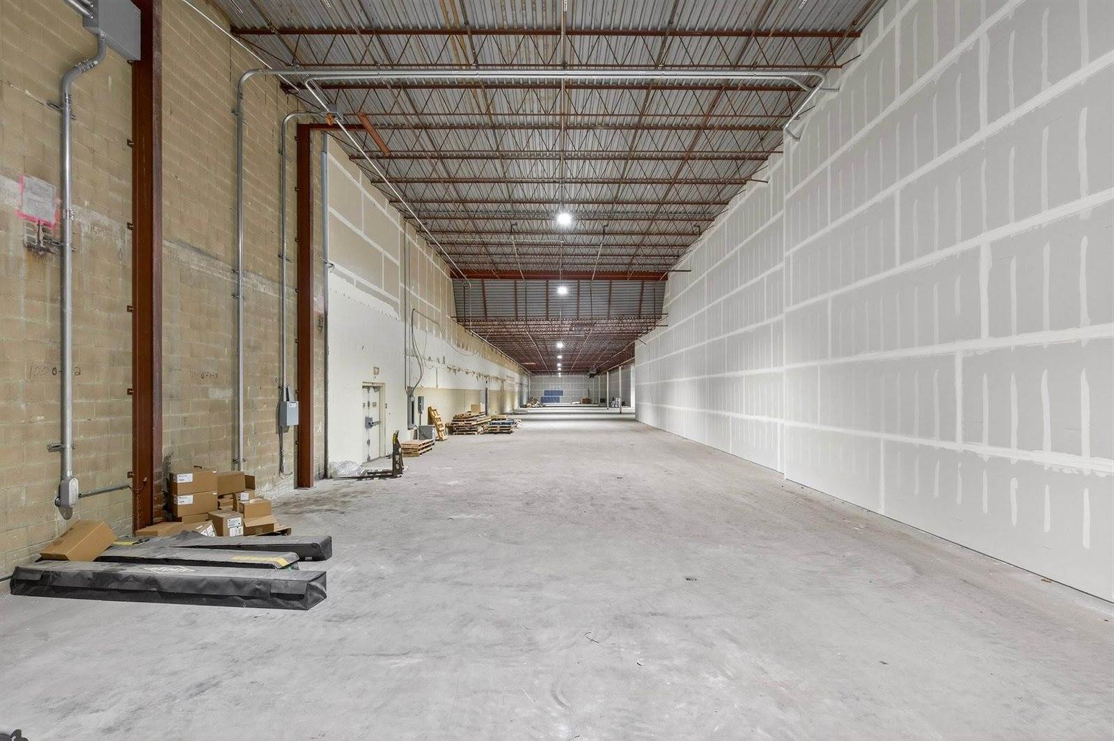 1100 E Riverview Expressway, Wisconsin Rapids, WI 54494