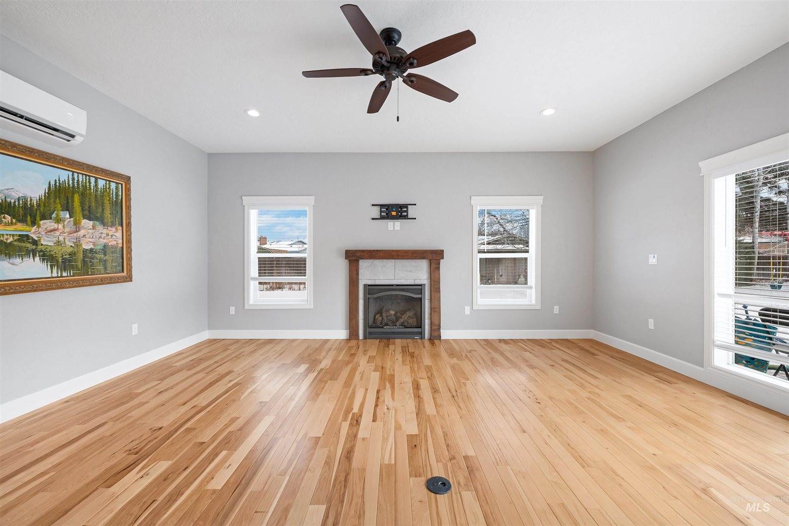 208 South Ravenswood Dr, Meridian, ID 83642