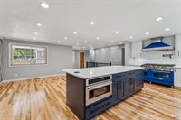 208 South Ravenswood Dr, Meridian, ID 83642