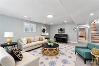 208 South Ravenswood Dr, Meridian, ID 83642