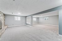 208 South Ravenswood Dr, Meridian, ID 83642