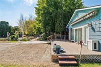 208 South Ravenswood Dr, Meridian, ID 83642