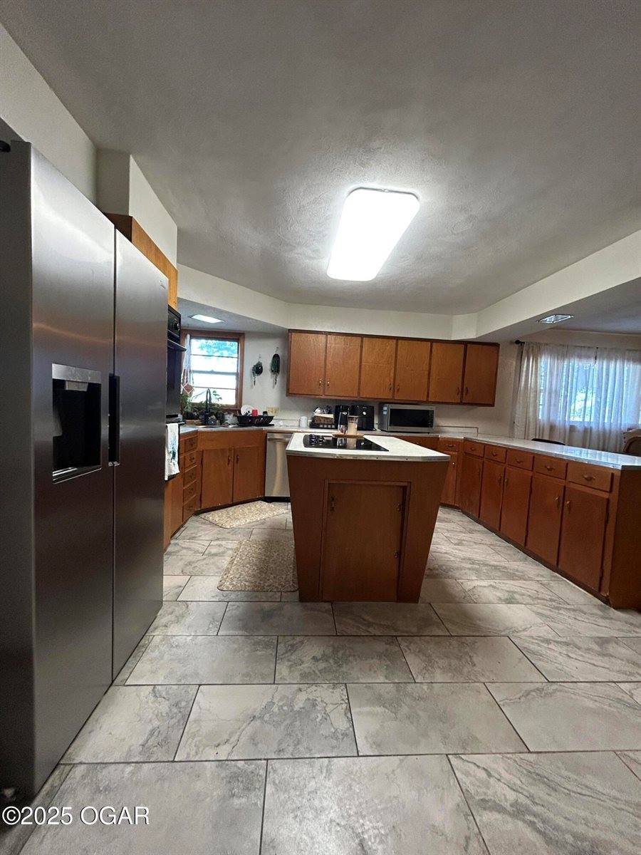 1308 Walnut Street, Golden City, MO 64748