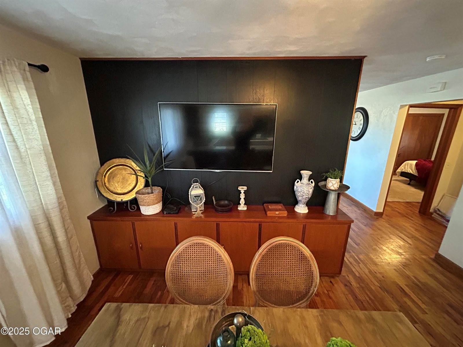 1308 Walnut Street, Golden City, MO 64748