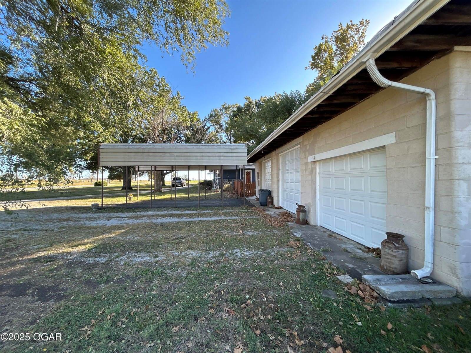 1308 Walnut Street, Golden City, MO 64748