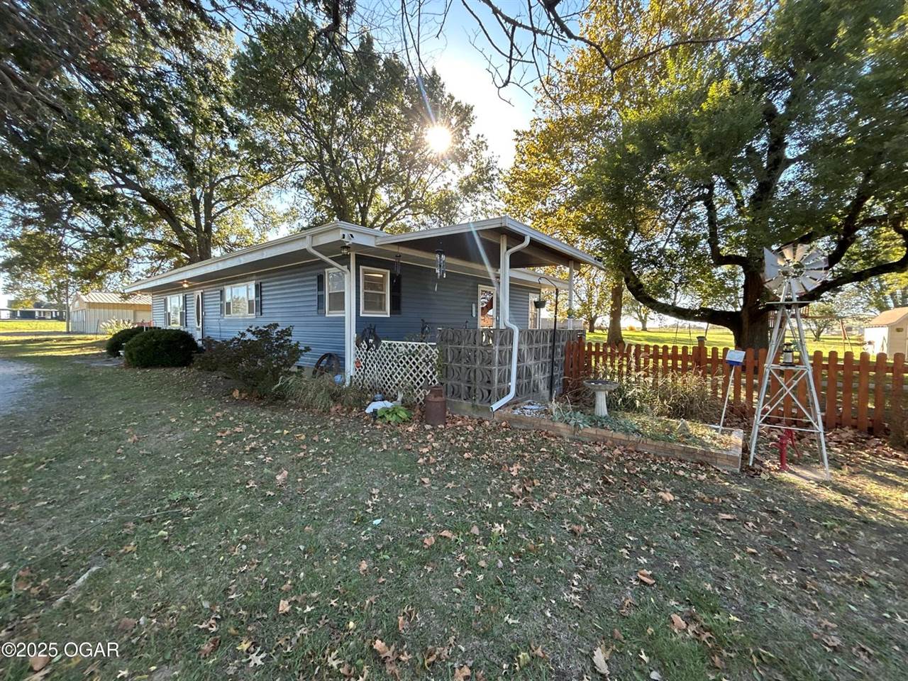 1308 Walnut Street, Golden City, MO 64748