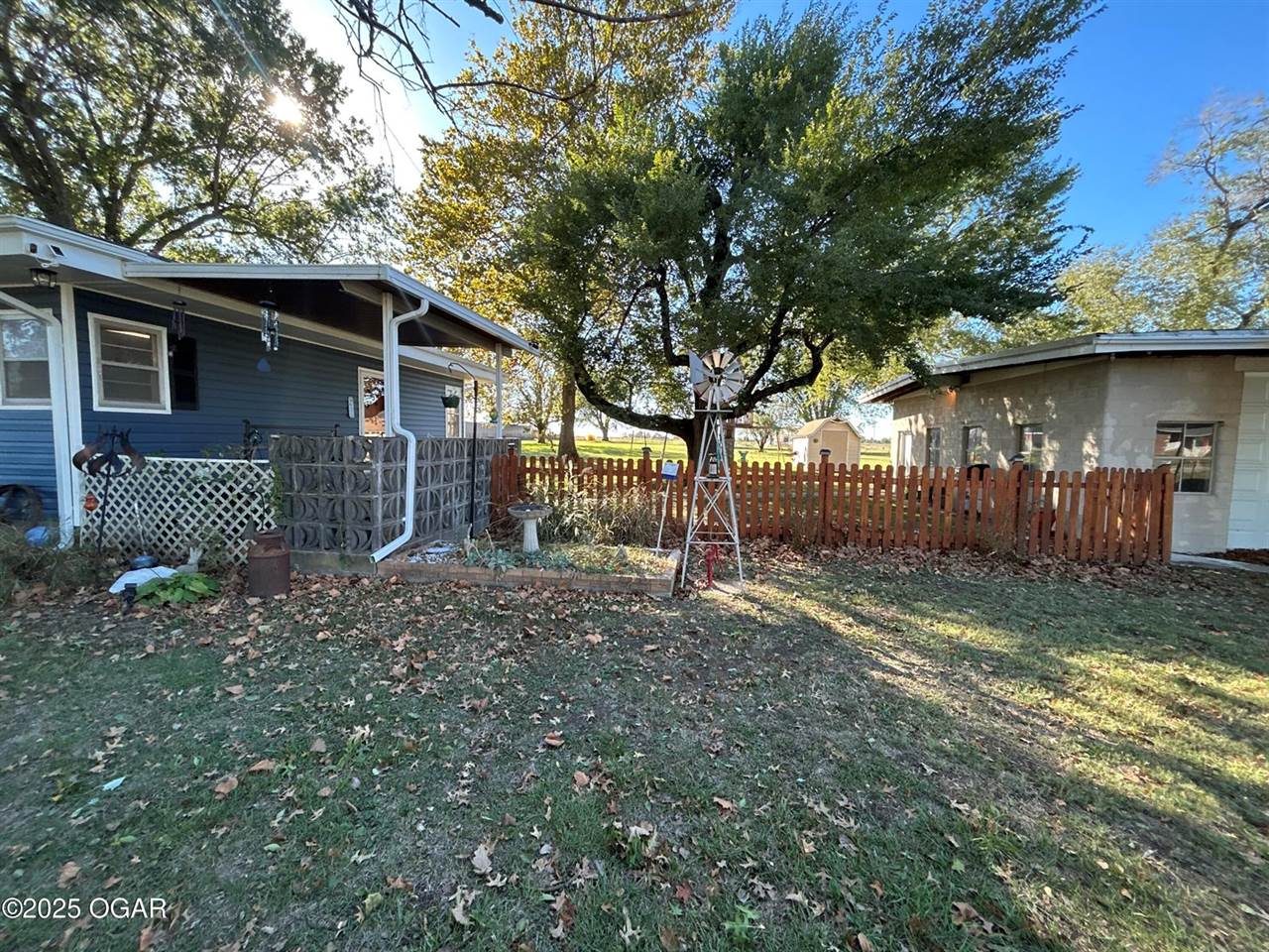 1308 Walnut Street, Golden City, MO 64748