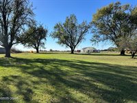 1308 Walnut Street, Golden City, MO 64748