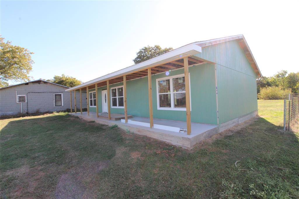 710 East Burleson Avenue, Mart, TX 76664