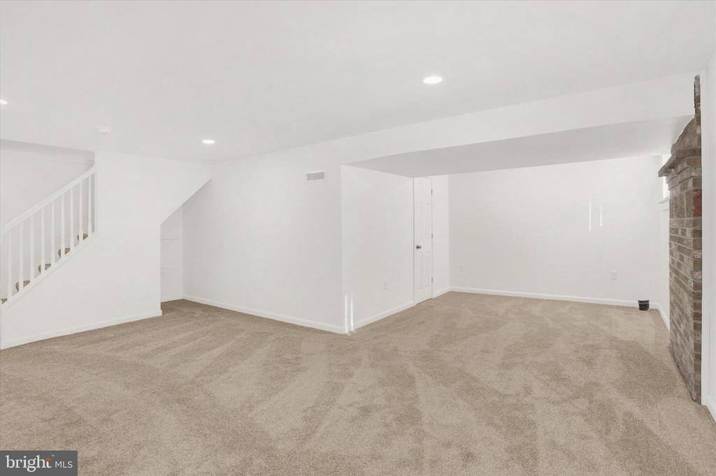 645 West First Street, Boiling Springs, PA 17007