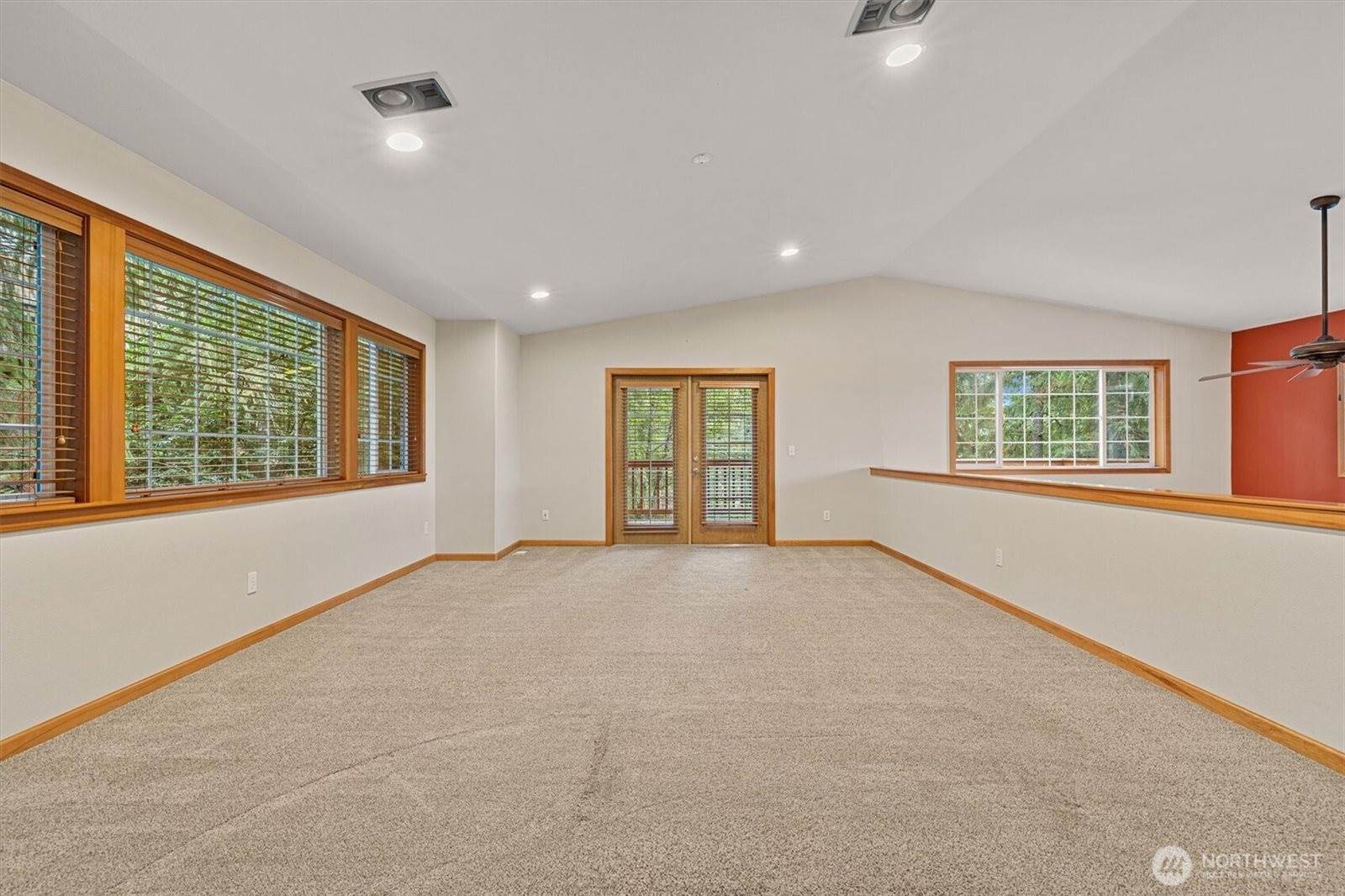 28 Grand View Lane, Bellingham, WA 98229