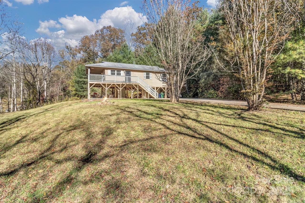 133 Sharon Road, Fairview, NC 28730