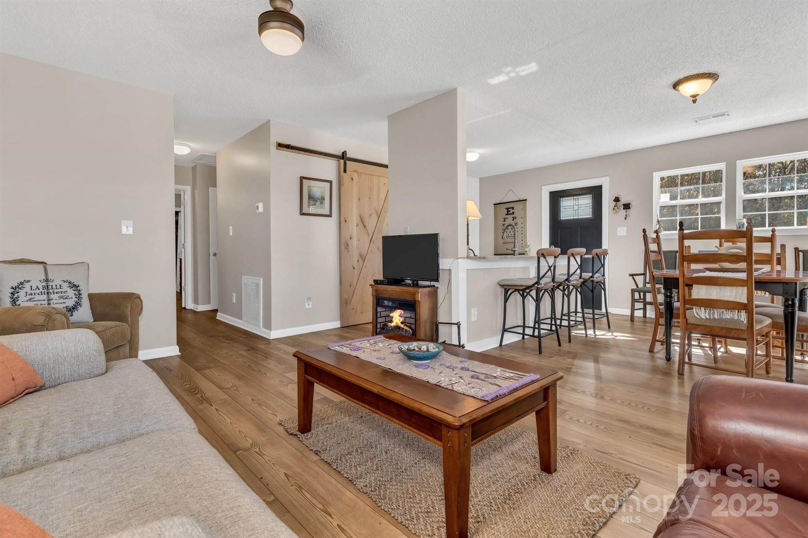 133 Sharon Road, Fairview, NC 28730