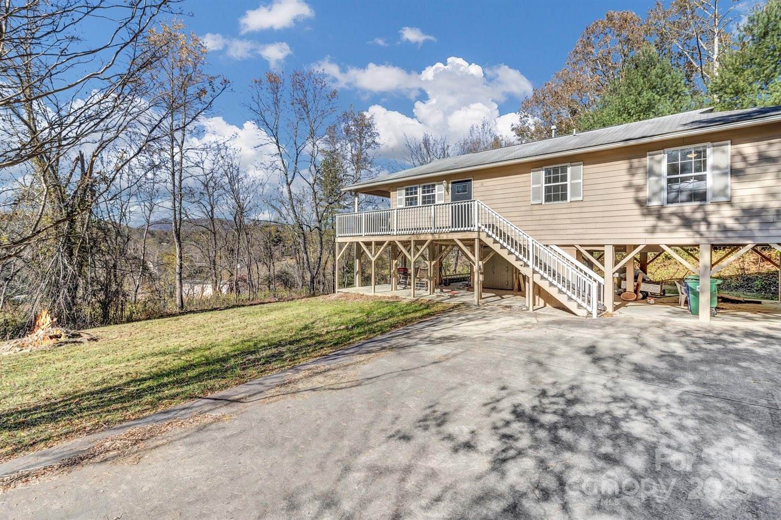 133 Sharon Road, Fairview, NC 28730