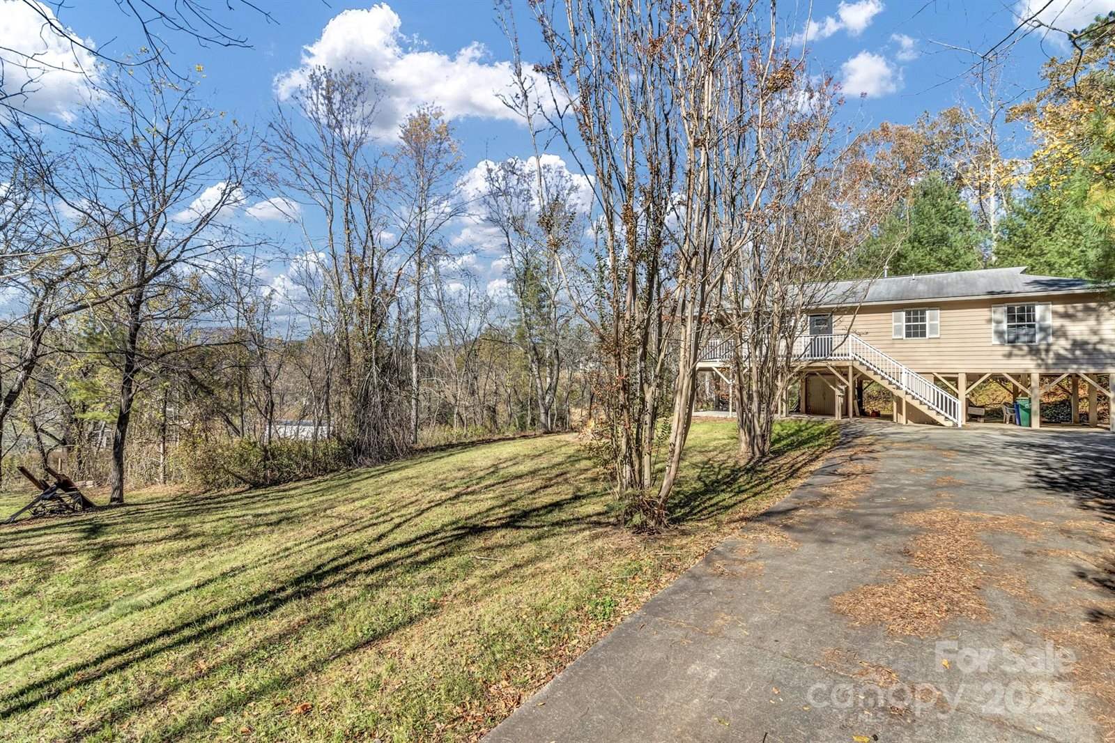133 Sharon Road, Fairview, NC 28730