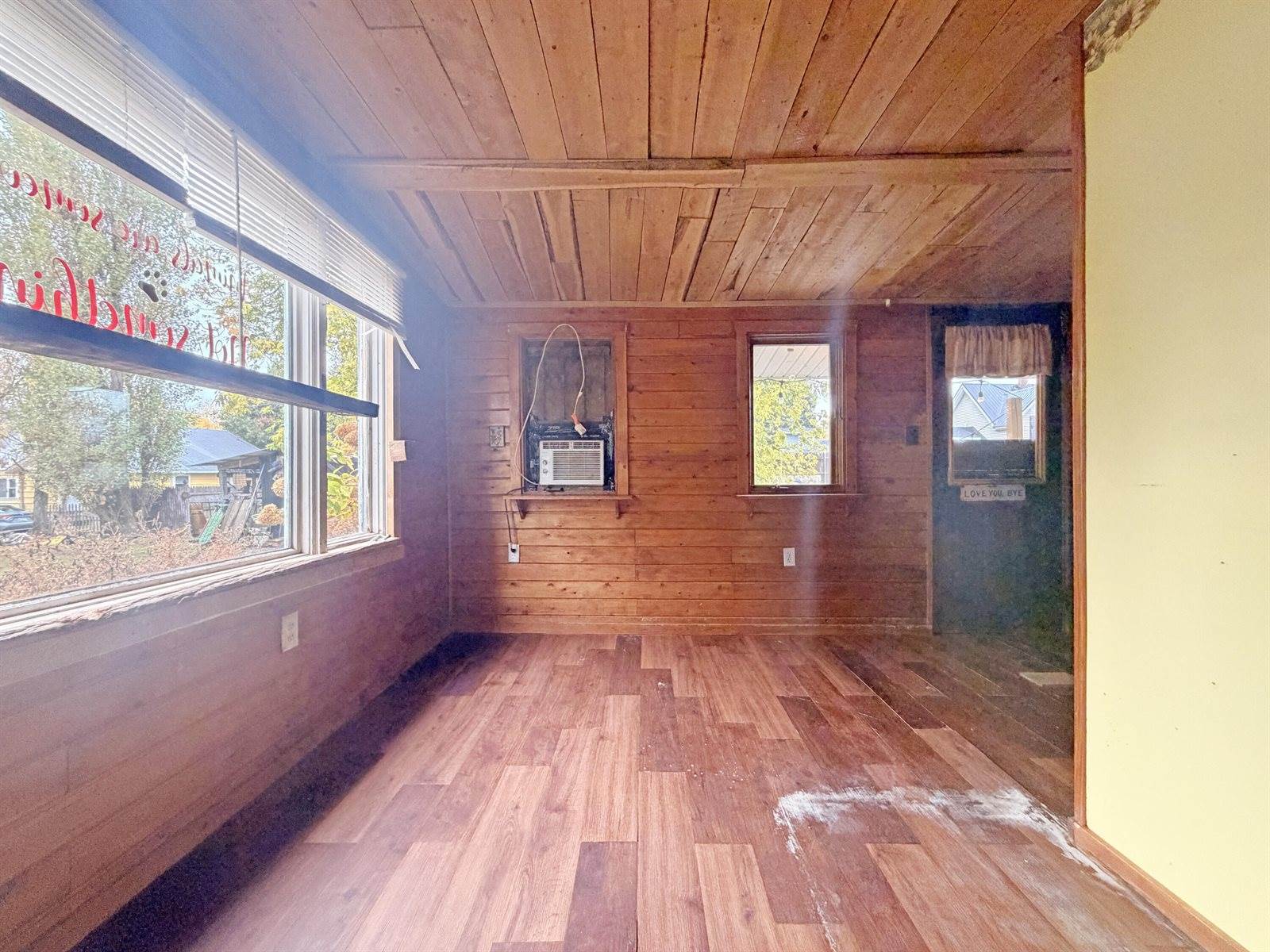 11 West Street, Houlton, ME 04730