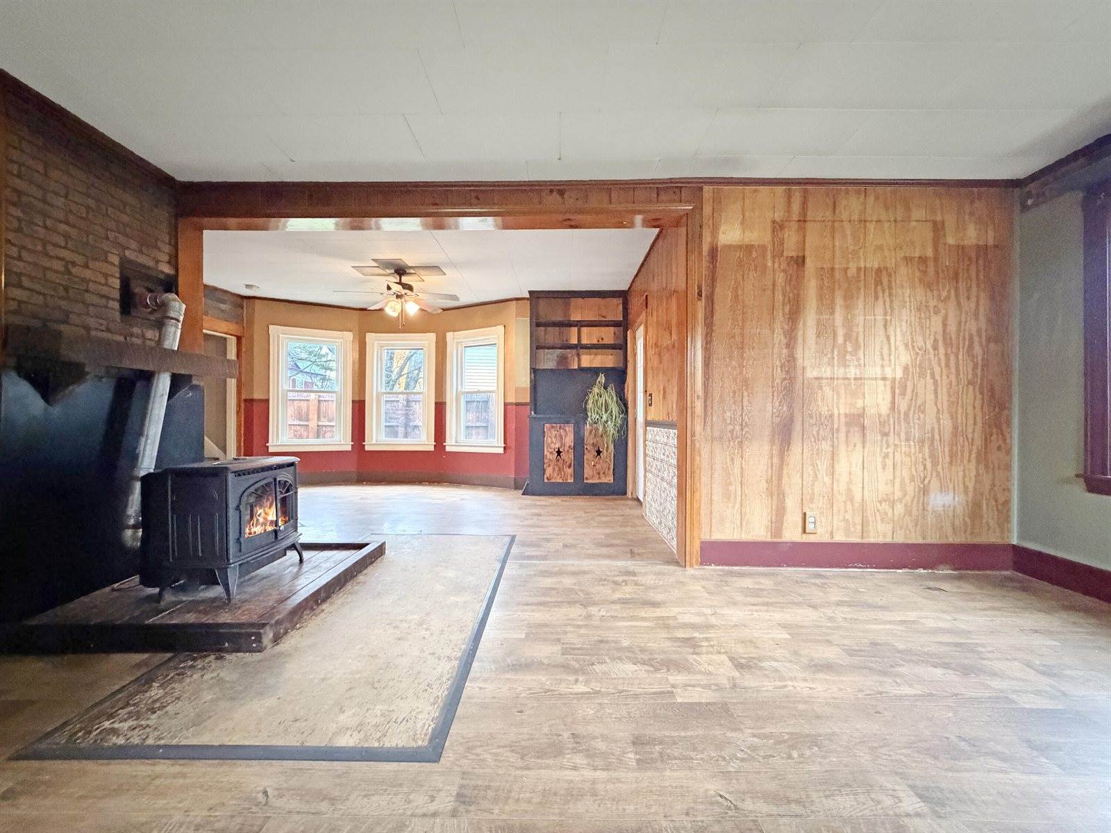 11 West Street, Houlton, ME 04730