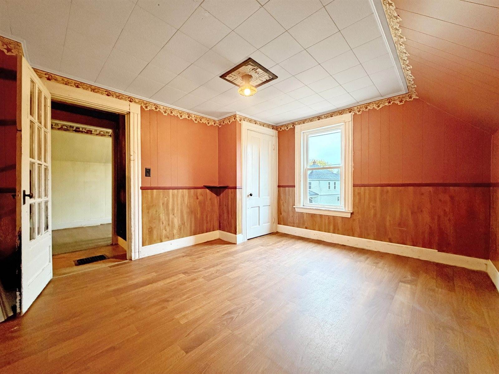 11 West Street, Houlton, ME 04730