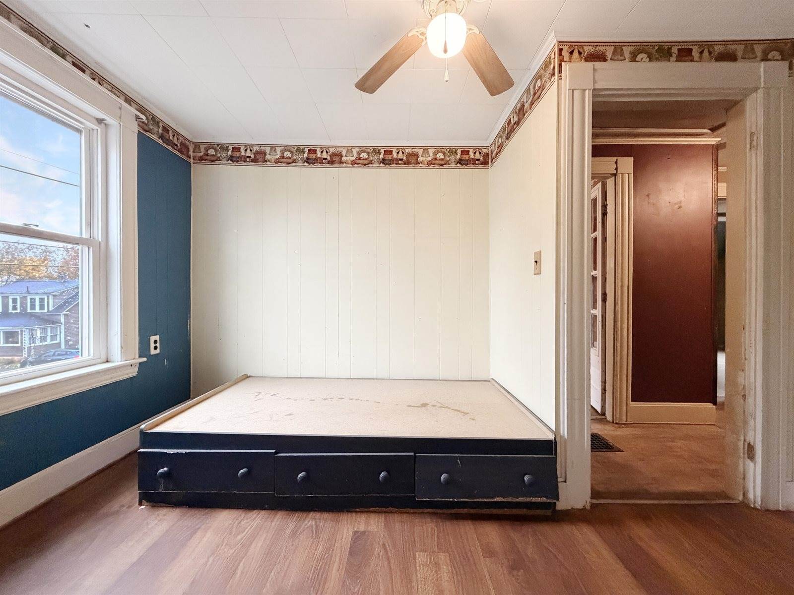 11 West Street, Houlton, ME 04730