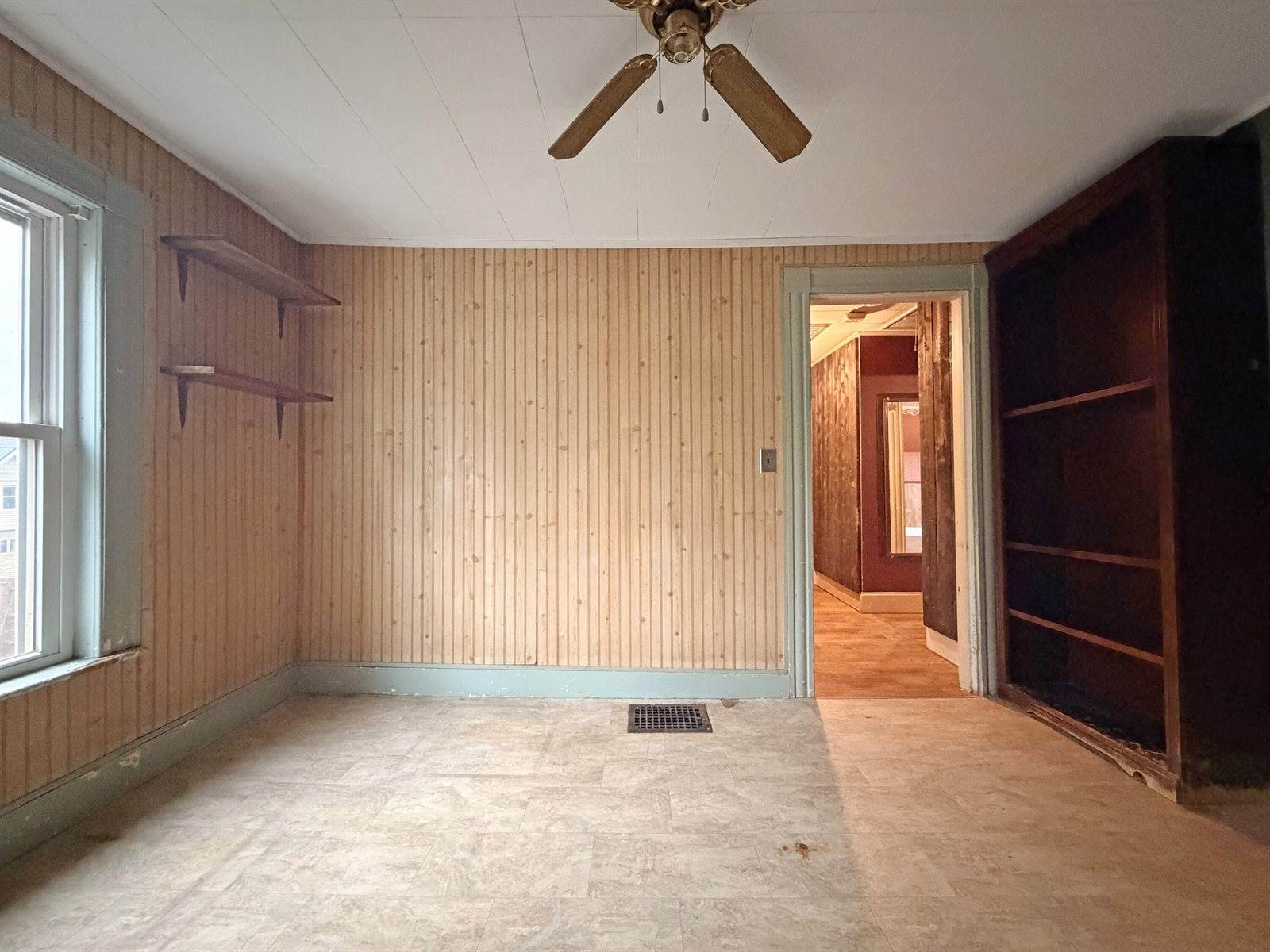 11 West Street, Houlton, ME 04730