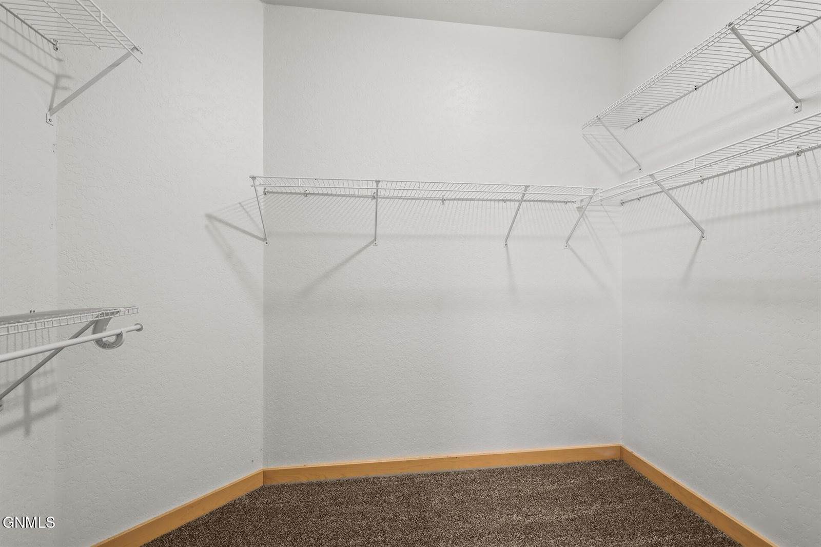 2718 Chokecherry Street, Williston, ND 58801