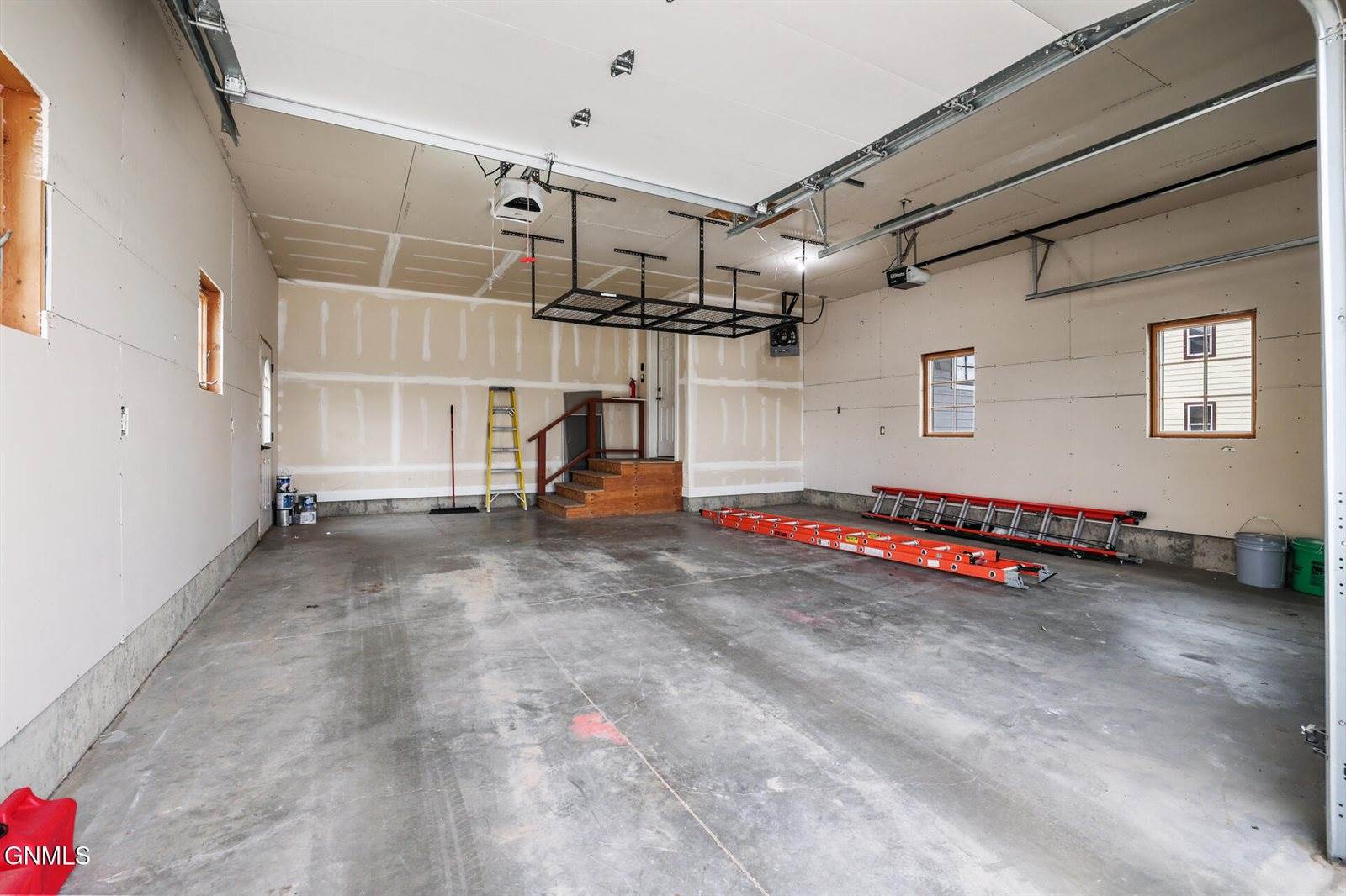 2718 Chokecherry Street, Williston, ND 58801