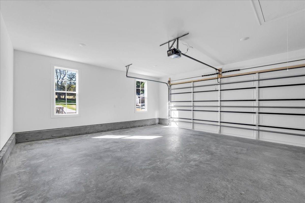 440 Sherwood Dr, McMinnville, TN 37110