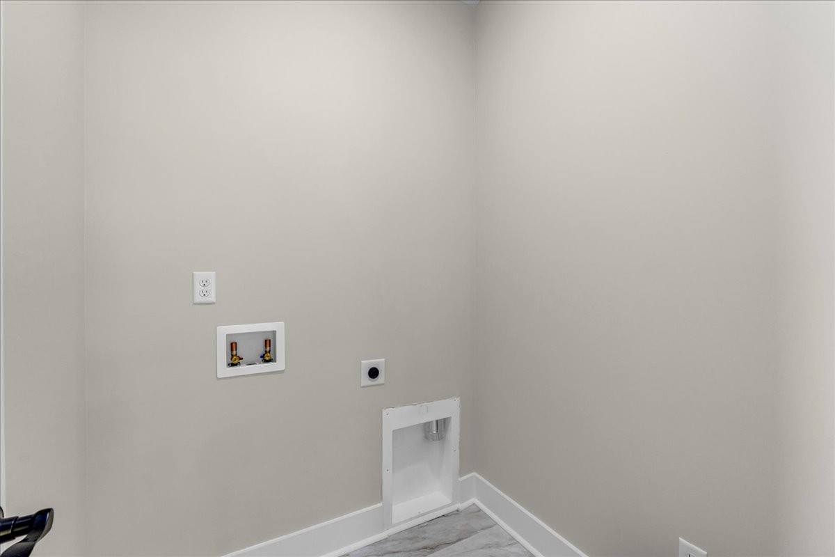 470 Sherwood Dr, McMinnville, TN 37110