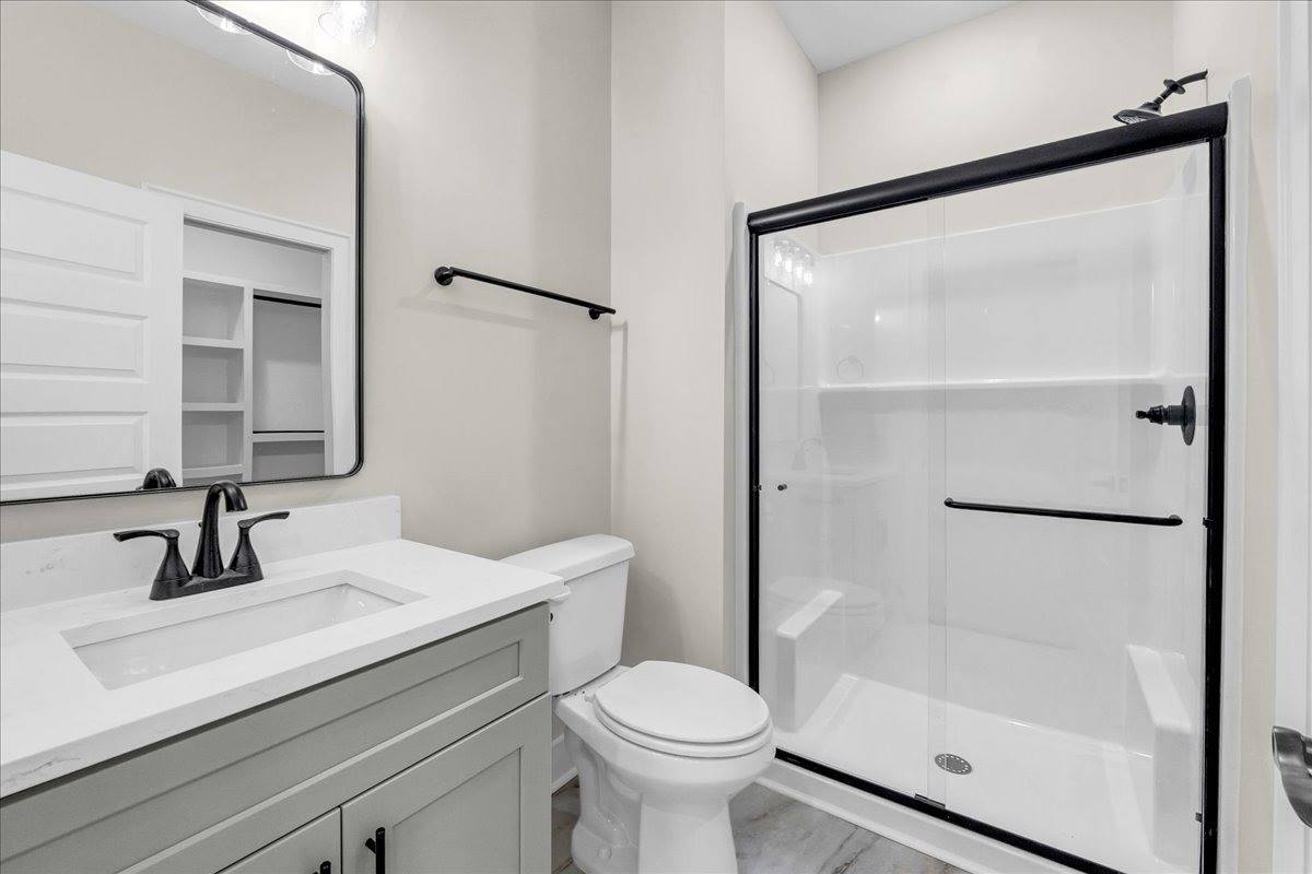 470 Sherwood Dr, McMinnville, TN 37110