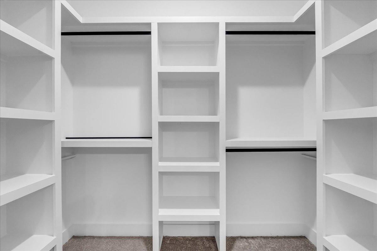 470 Sherwood Dr, McMinnville, TN 37110