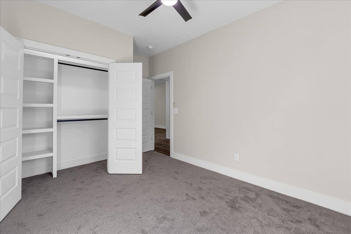 470 Sherwood Dr, McMinnville, TN 37110