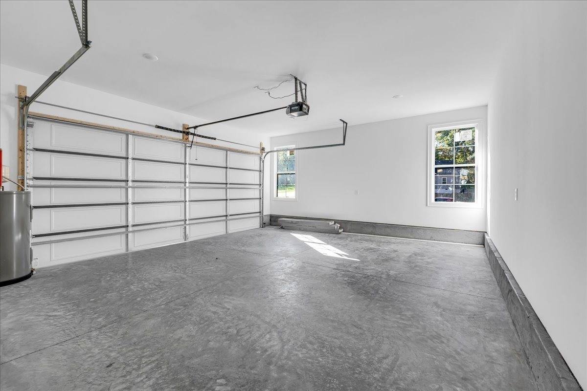 470 Sherwood Dr, McMinnville, TN 37110