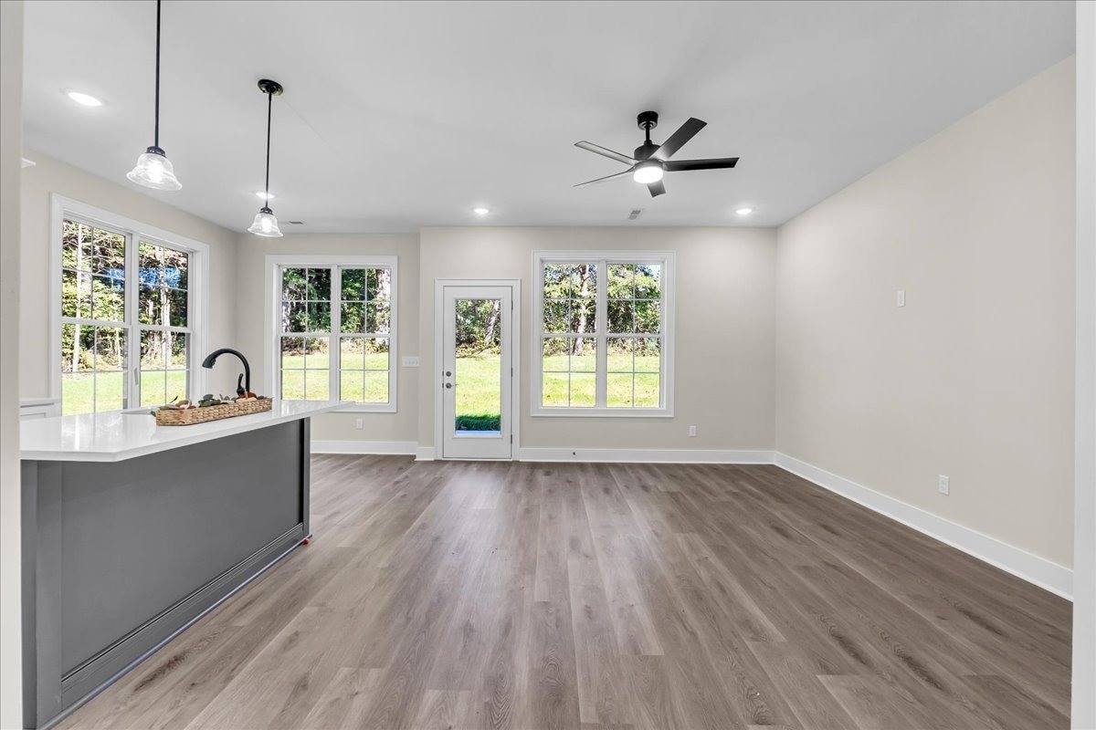 470 Sherwood Dr, McMinnville, TN 37110