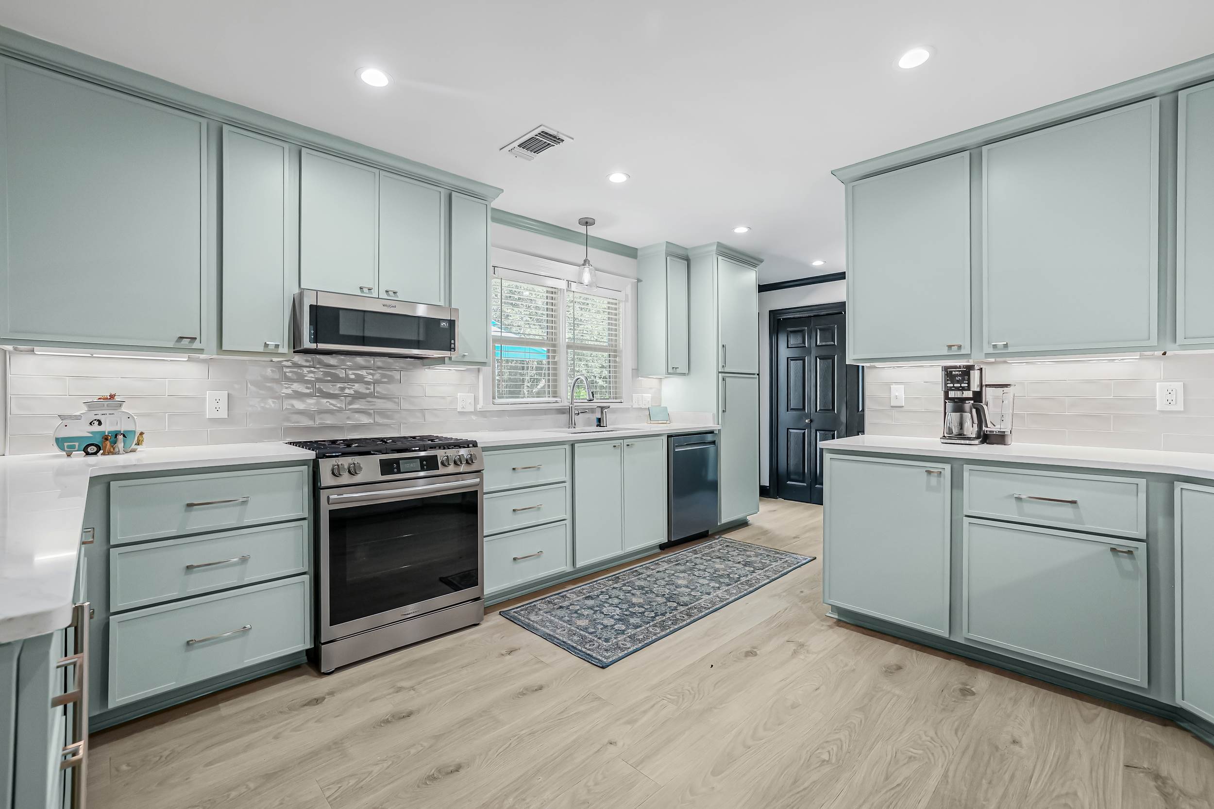 2604 Evergreen Lane, Biloxi, MS 39531