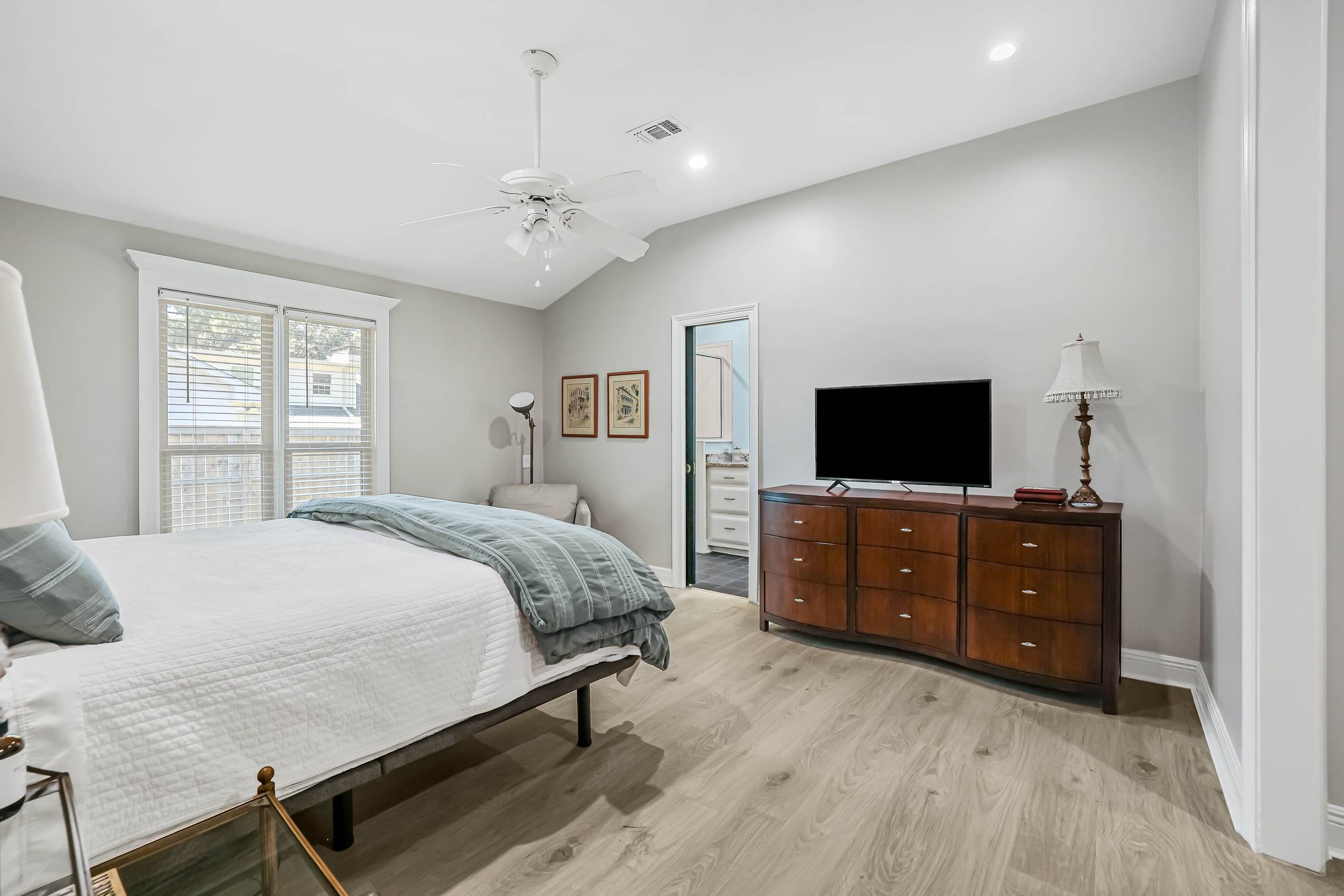 2604 Evergreen Lane, Biloxi, MS 39531