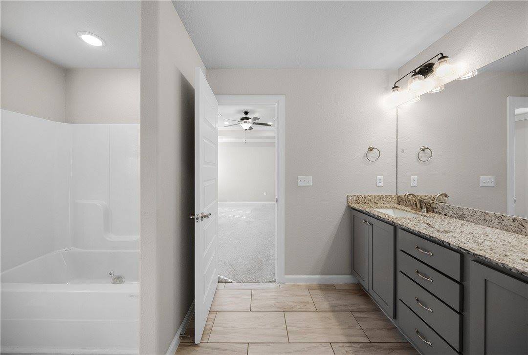 440 Willow Drive, Centerton, AR 72719