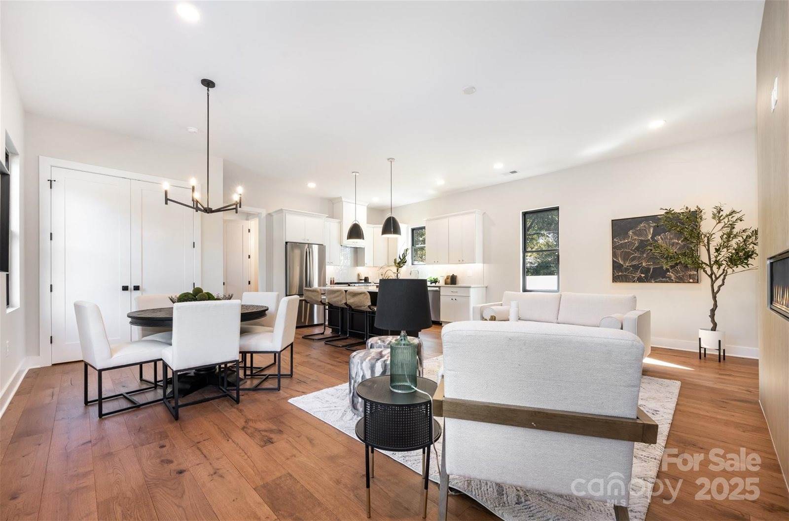 2001-1121 Renner Street, Charlotte, NC 28216