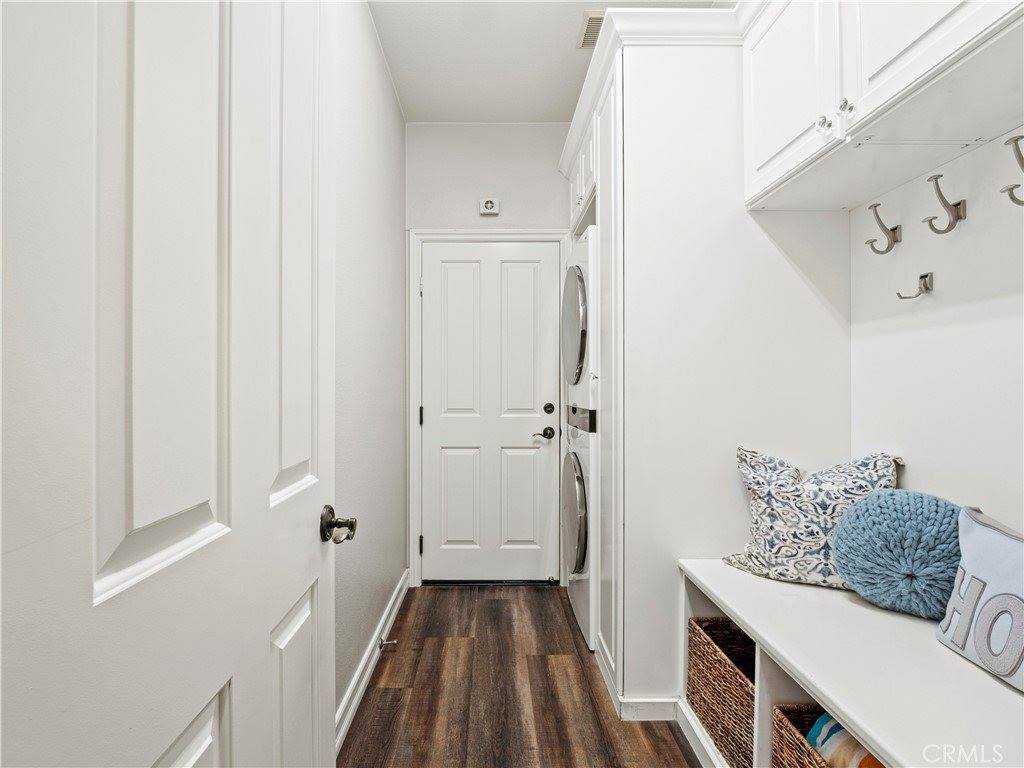 26802 Stonegate, Valencia, CA 91381