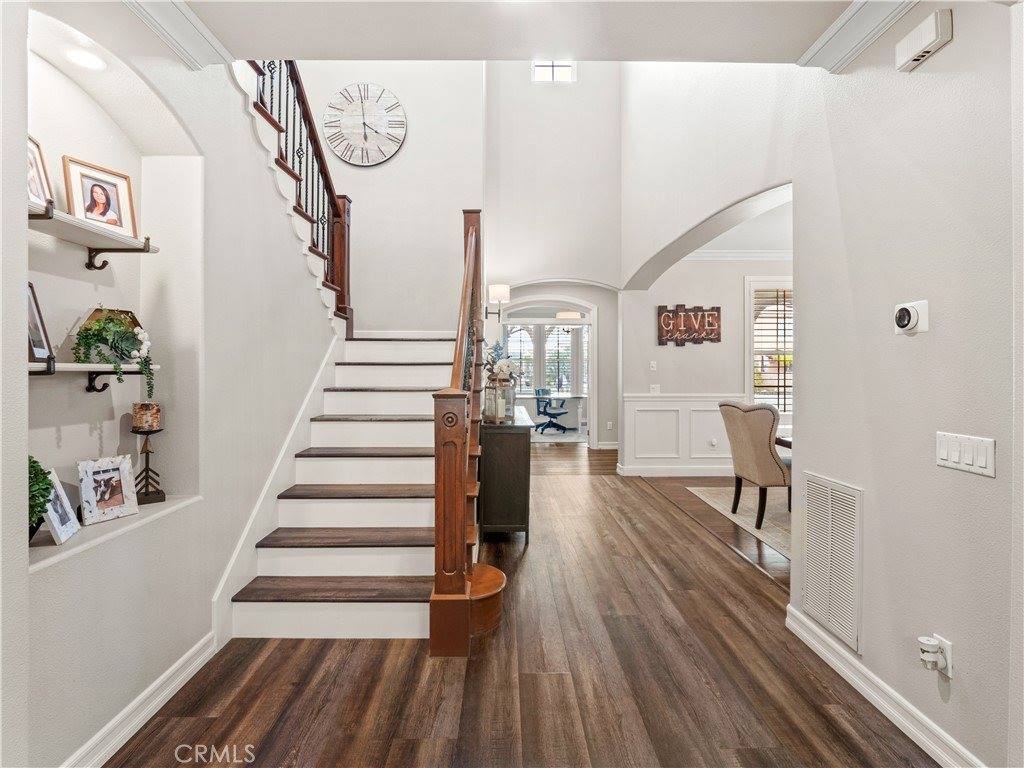 26802 Stonegate, Valencia, CA 91381