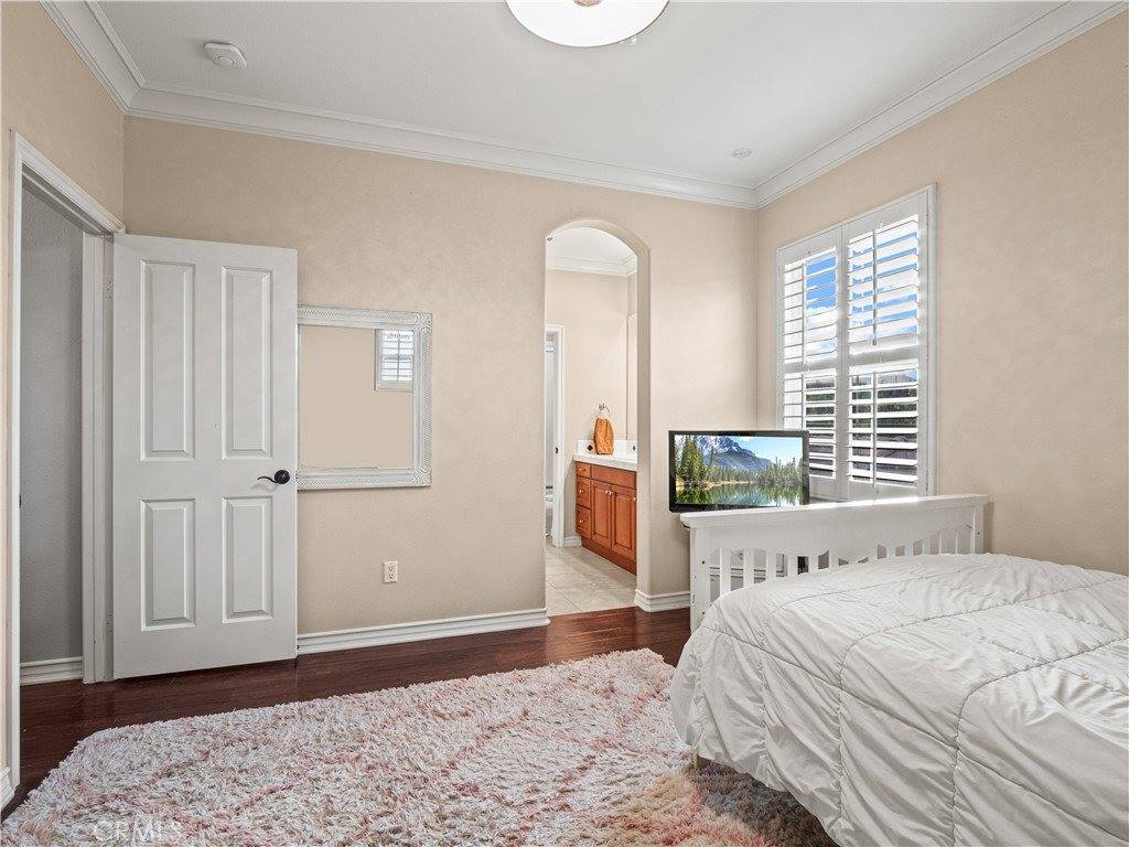 26802 Stonegate, Valencia, CA 91381