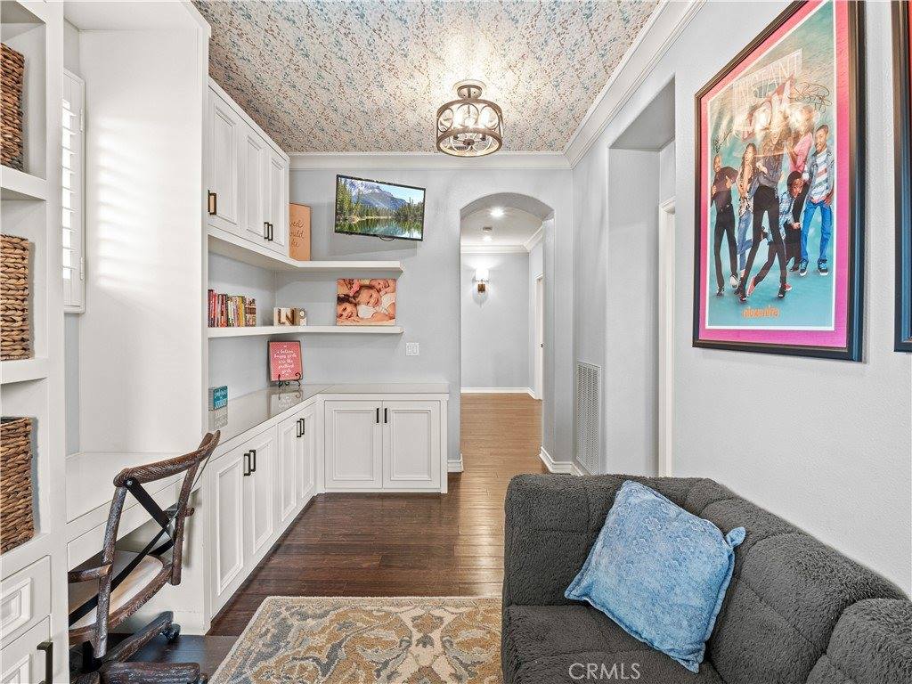 26802 Stonegate, Valencia, CA 91381