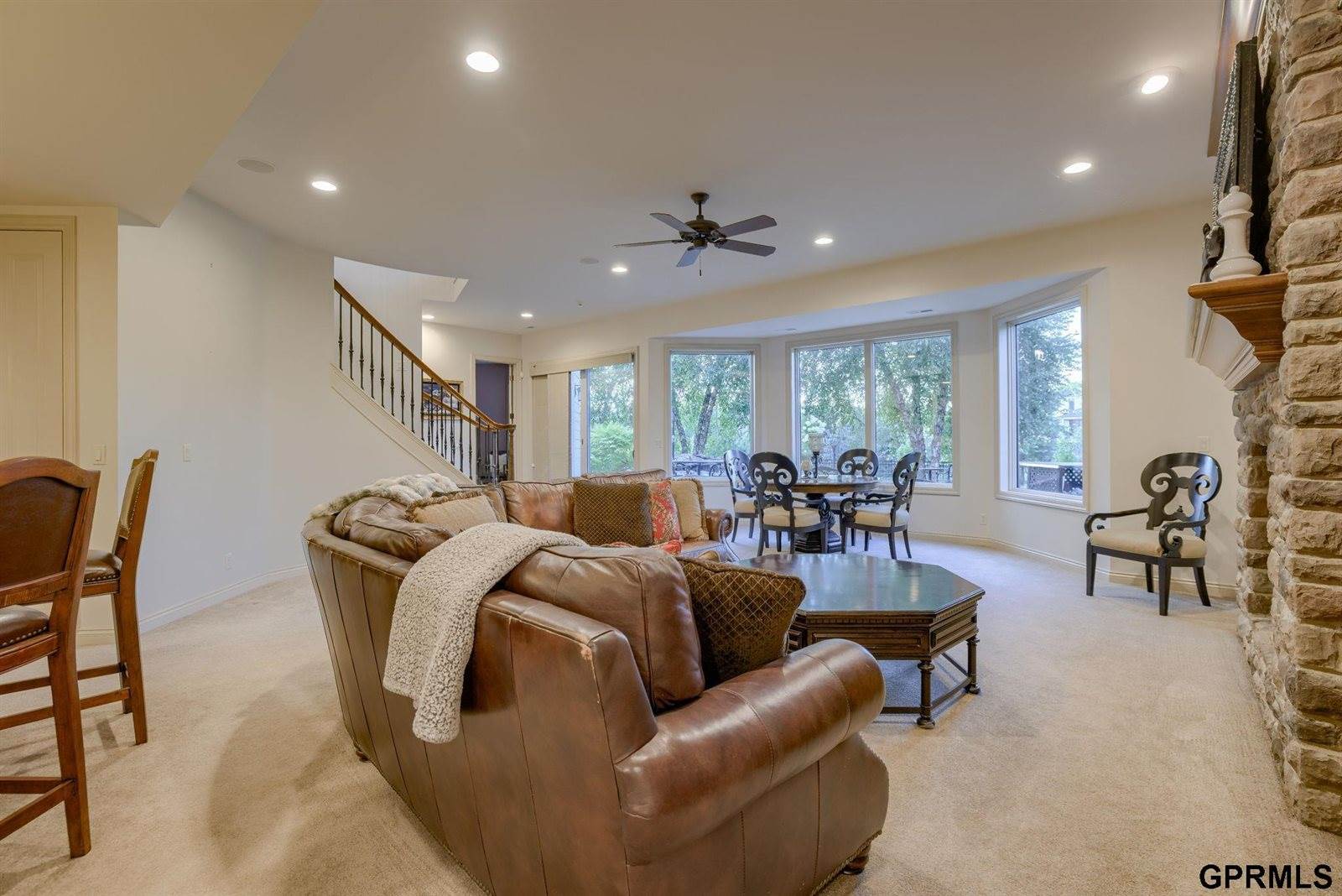 19010 Hamilton Street, Elkhorn, NE 68022