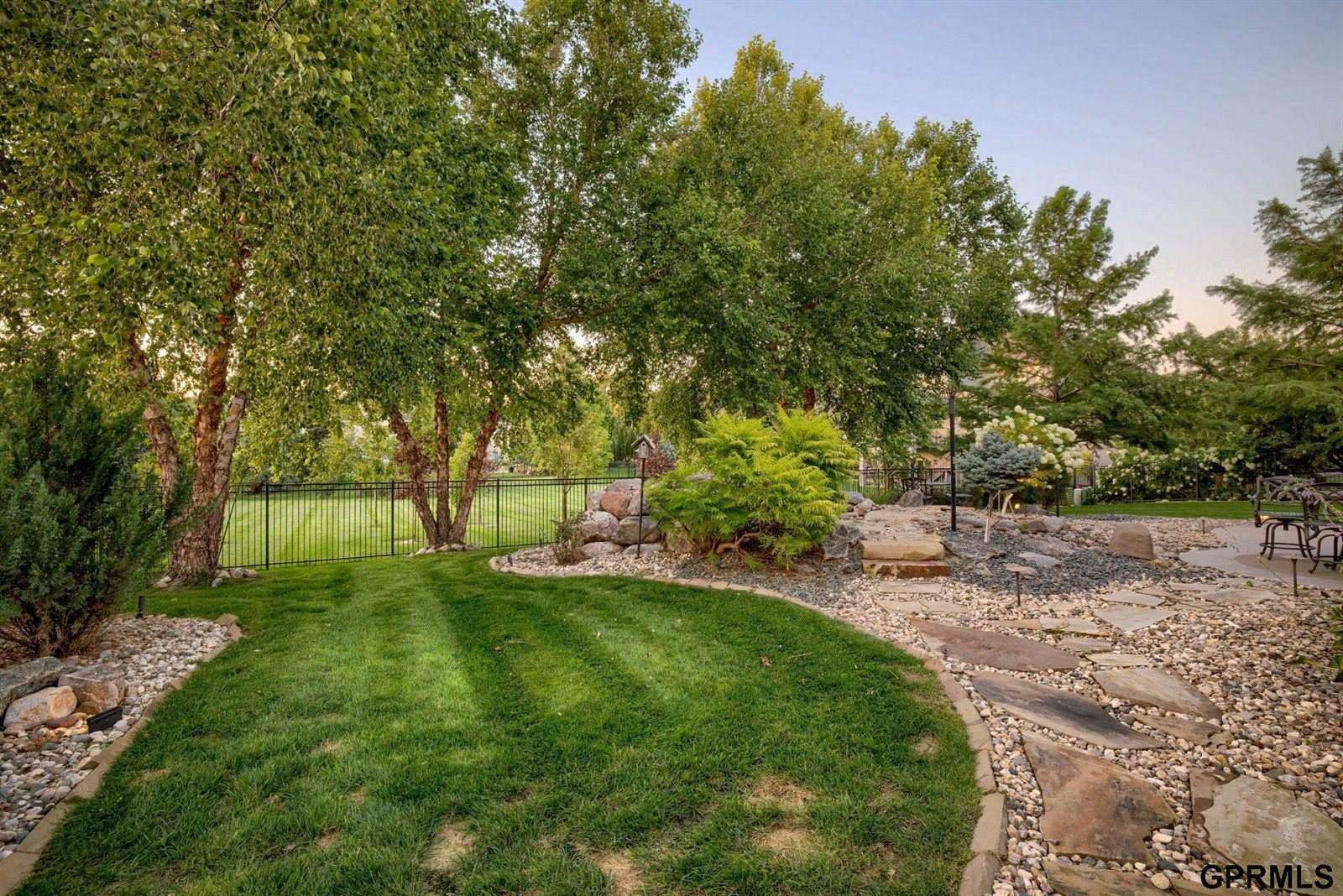 19010 Hamilton Street, Elkhorn, NE 68022